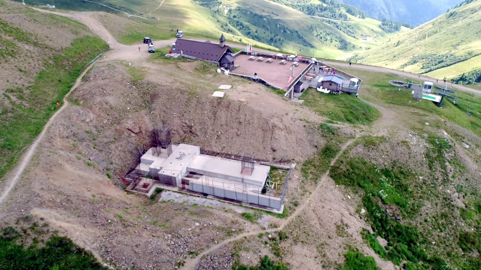 Cantiere in alta quota, vista aerea
